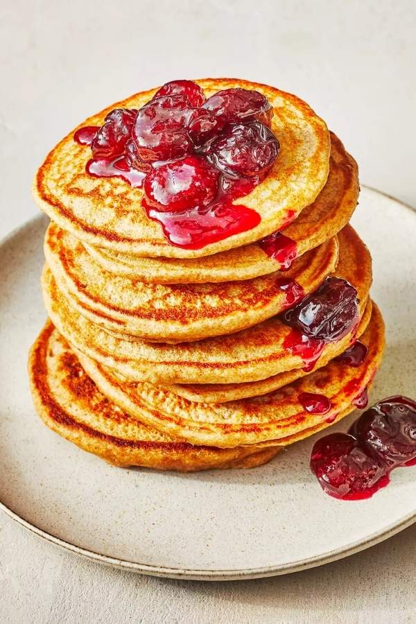 Wie man die flauschigsten Pfannkuchen aller Zeiten macht