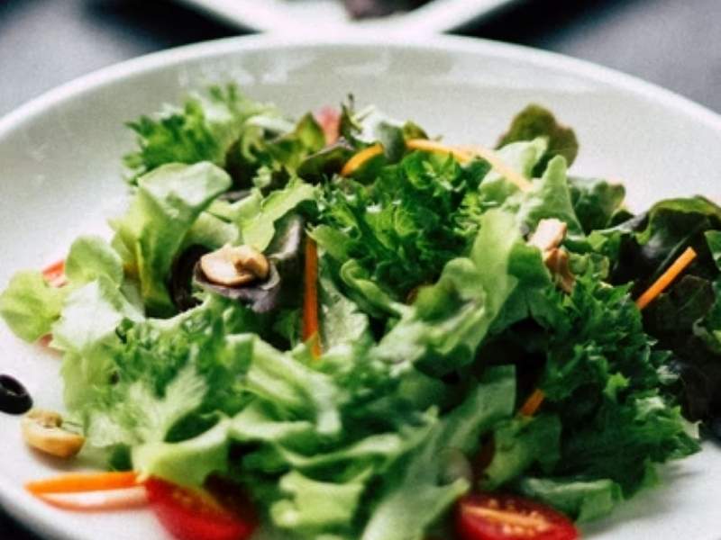 Einfacher grüner Salat